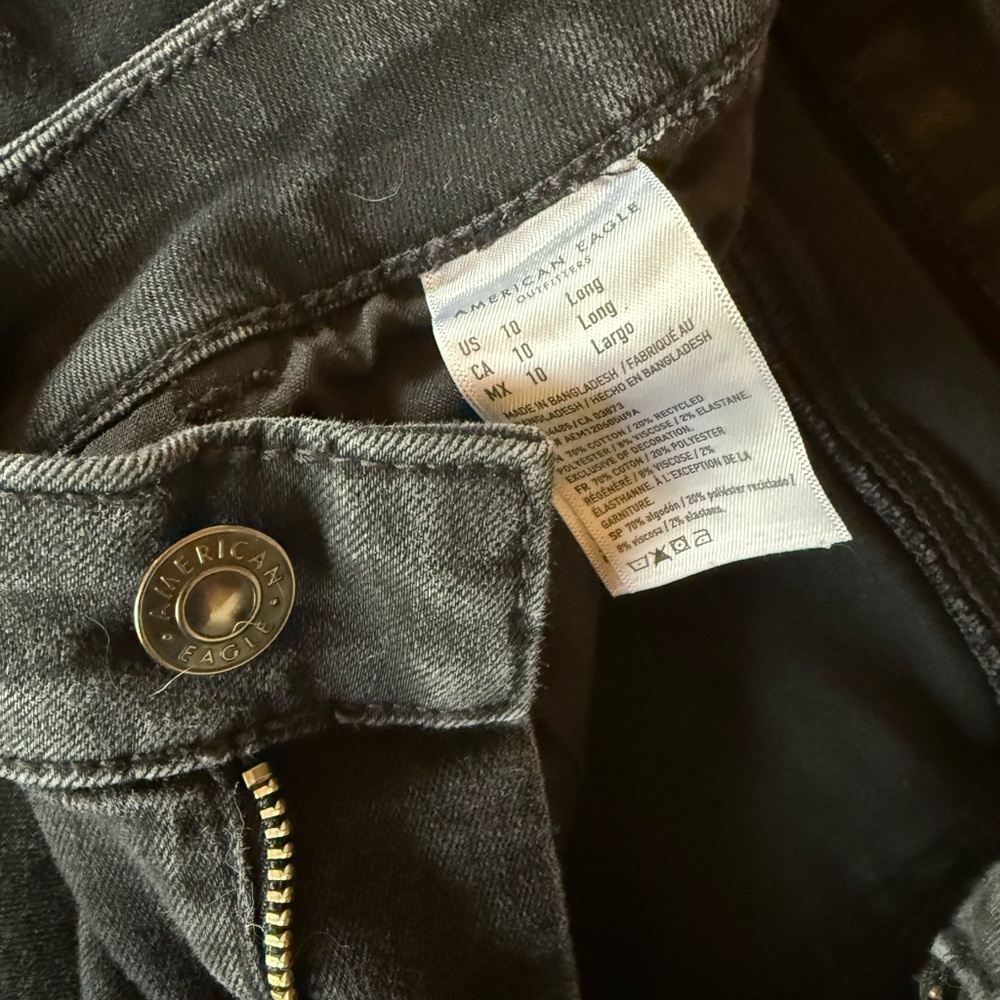 American Eagle Outfitters Black AE Next Level Low-Rise Jegging 10 LONG - Picture 6 of 6